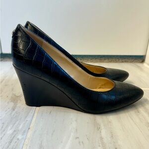 Nine West Cal 9x9 Wedge Pump (Women), Size 7